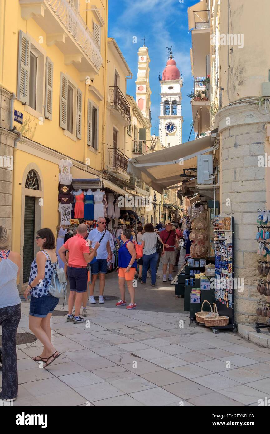strada nel centro storico di Corfù isola Corfù. Grecia Foto Stock