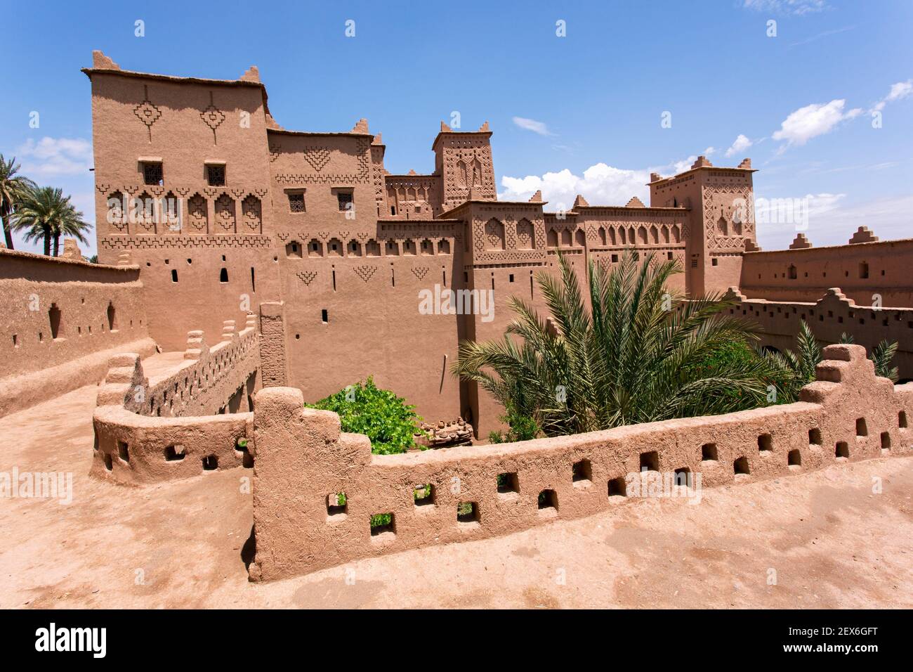 L'Amerhidil Kasbah, un'enclave di mattoni di fango Foto Stock