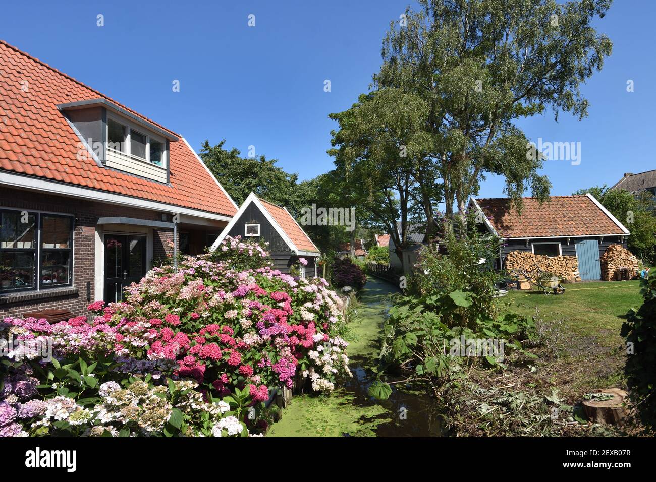 Durgerdam village parte del comune di Amsterdam 7 km a est della città lungo la diga del lago IJsselmeer. Paesi Bassi Olanda Foto Stock