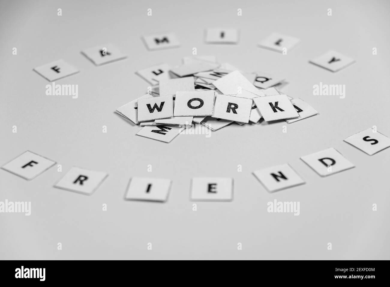 Concentratevi sul lavoro, ma non dimenticate la famiglia e gli amici Foto Stock