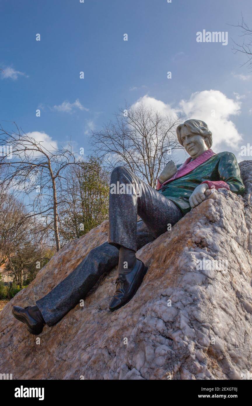Oscar Wilde Memorial Sculpture a Dublino, Irlanda Foto Stock