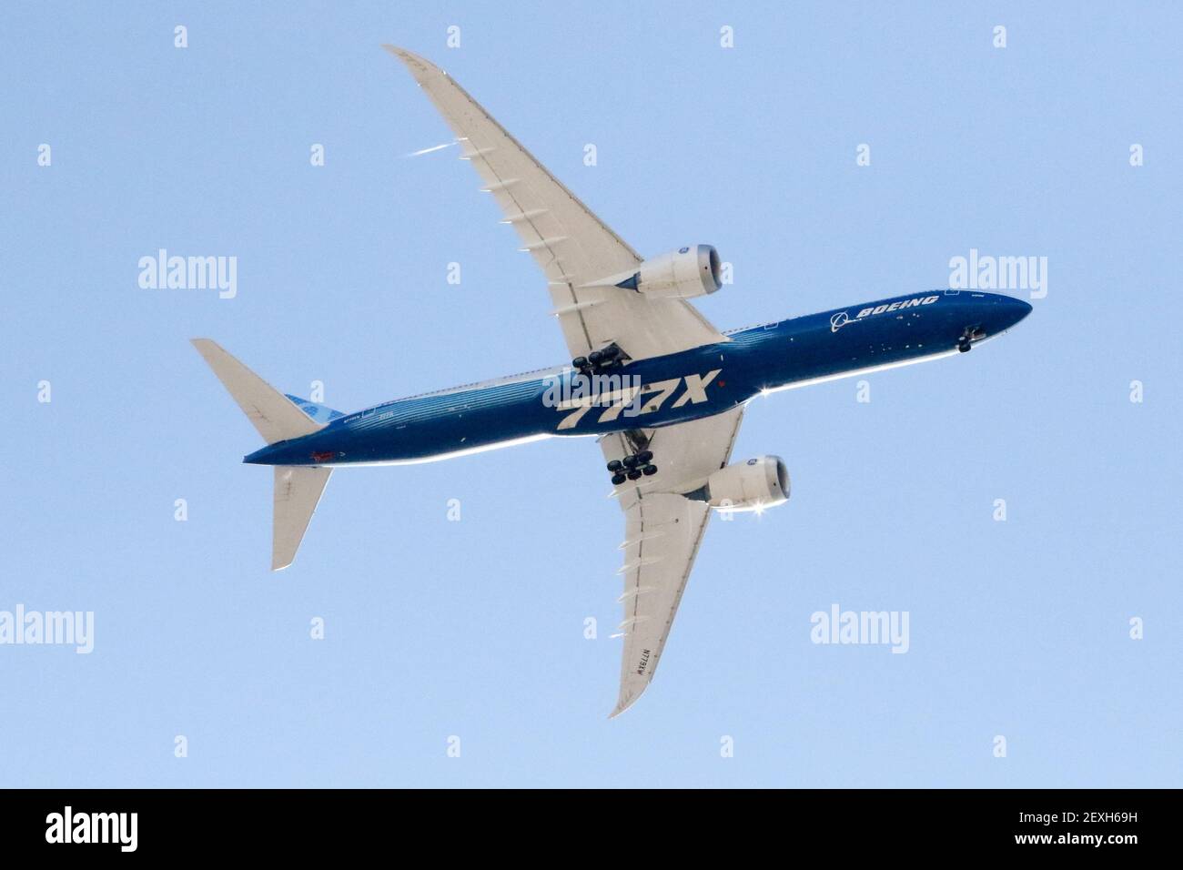 Il nuovo Boeing 777X in un volo di prova su Mesa, Arizona Foto Stock