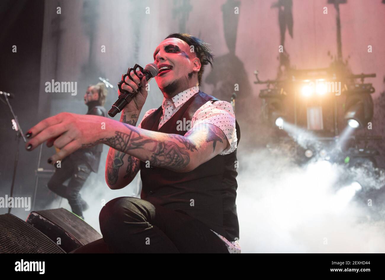 Marilyn Manson suona sul palco al Concord Pavilion il 13 agosto 2016 a Concord, California. Foto Stock