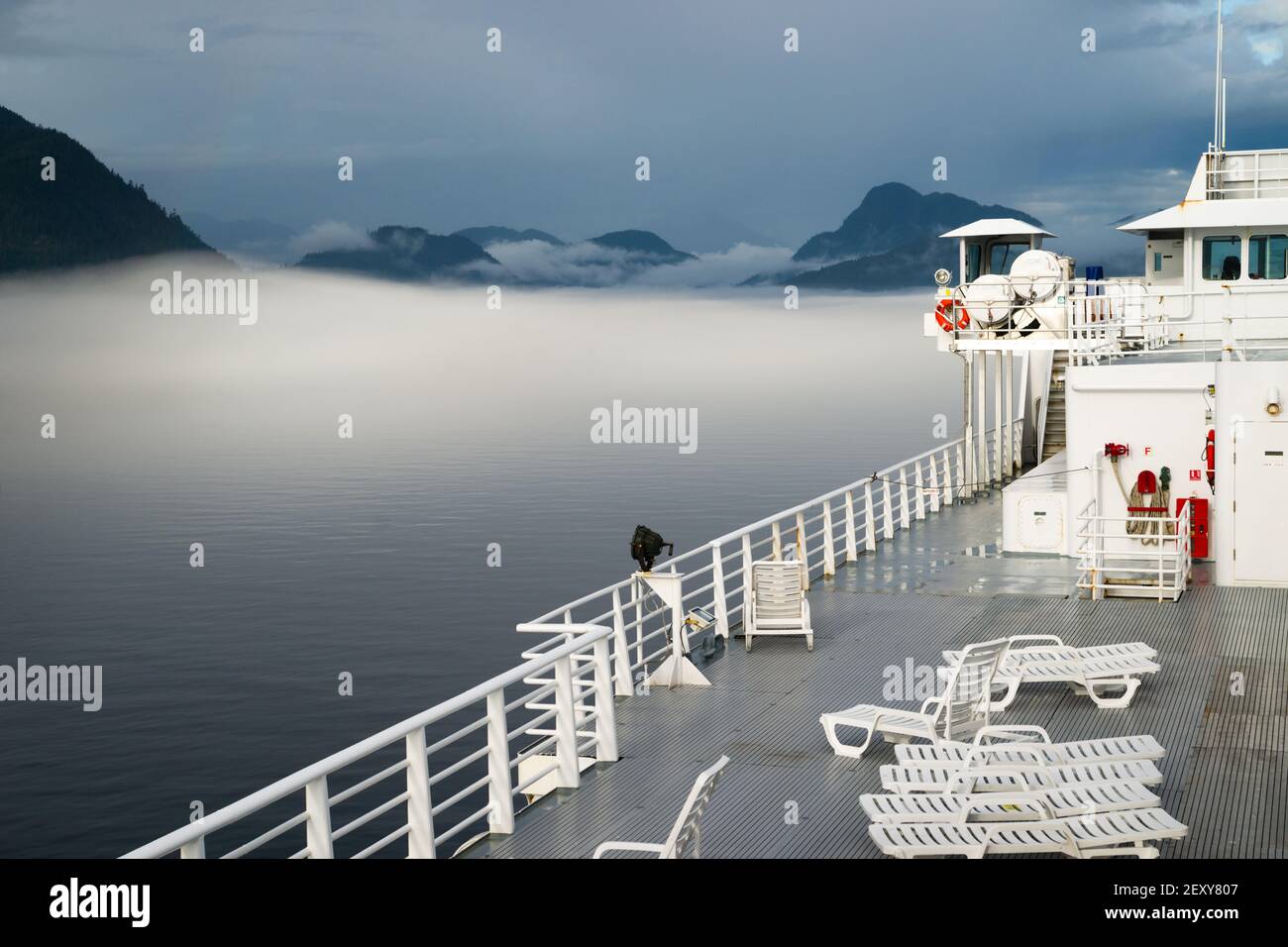 Crociera Sun Deck Ferry Boat all'interno di Passage Canadian Waters Foto Stock