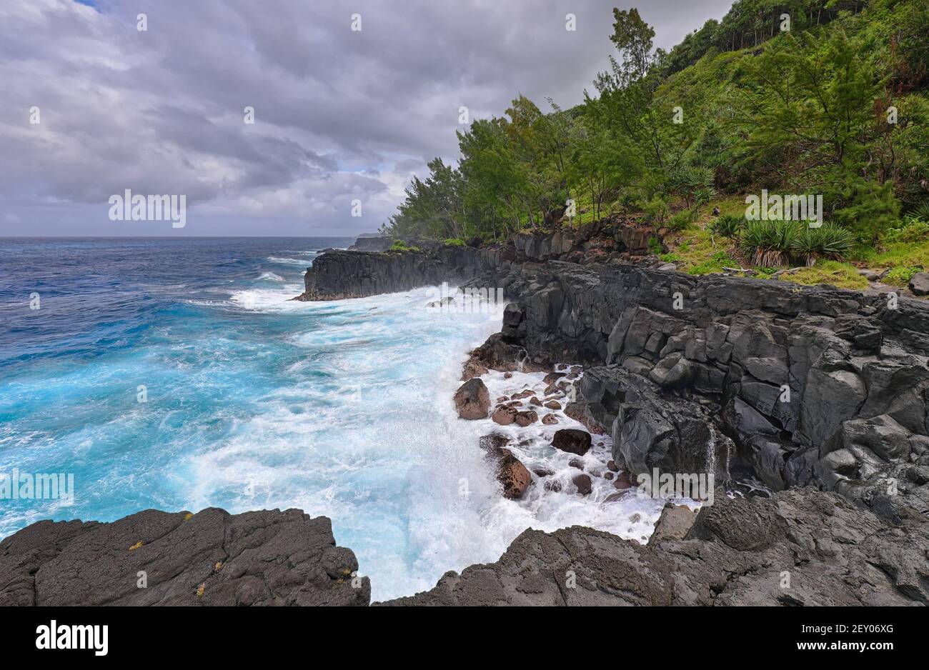 Linea costiera a 'le Vieux Port' vicino a Saint-Philippe (Costa Sud dell'isola la Reunion) Foto Stock