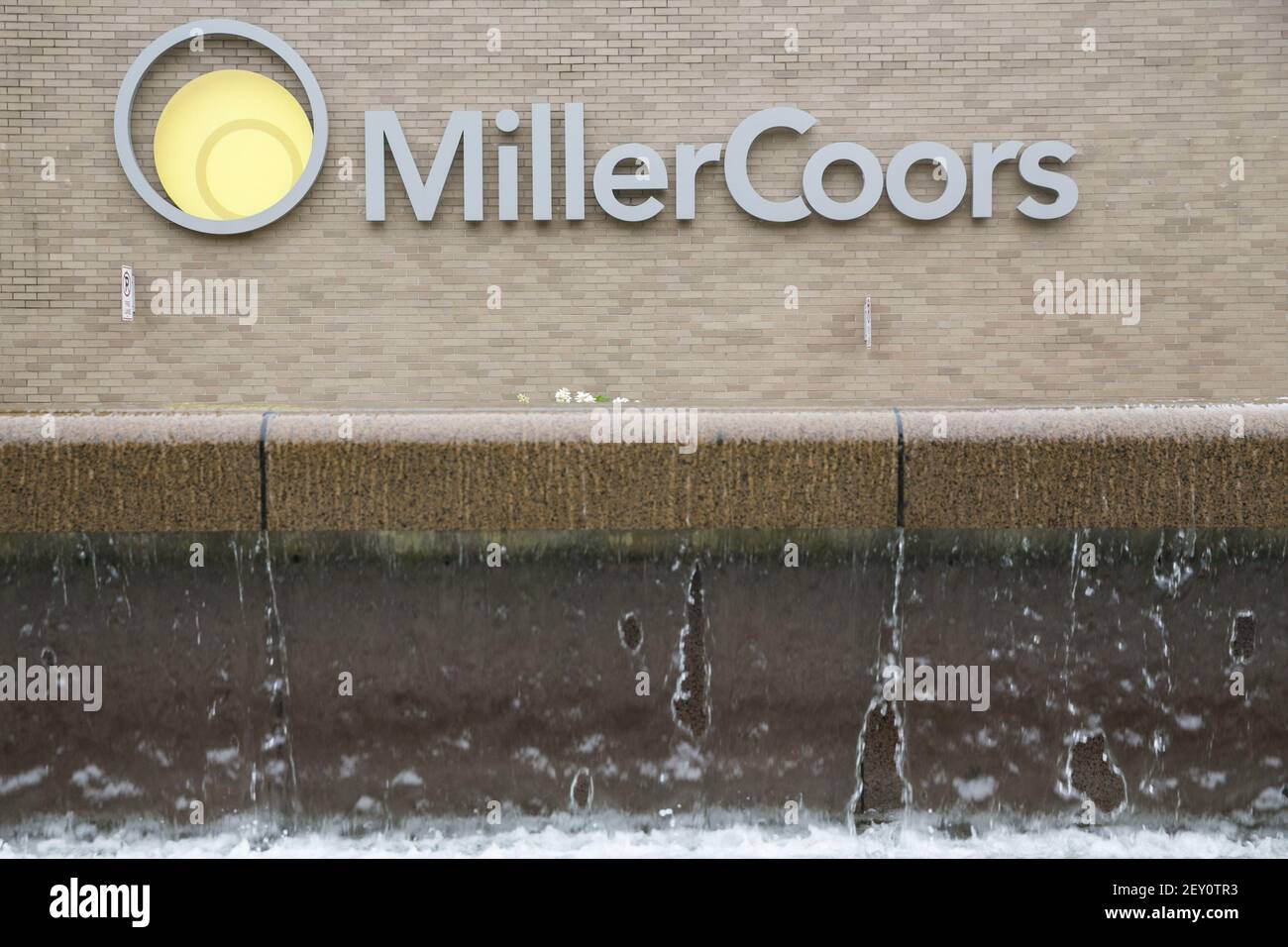 La fabbrica di birra MillerCoors a Milwaukee, Wisconsin, il 12 agosto 2014. MillerCoors è una joint venture tra SABMiller, la società madre della Miller Brewing Company e la Molson Coors Brewing Company. Foto di credito: Kristoffer Tripplaar/ Sipa USA Foto Stock