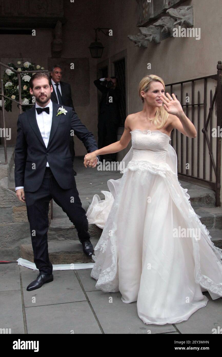 Matrimonio di Michelle Hunziker e Tomaso Trussardi a Palazzo della ragione  a Bergamo, 10 ottobre 2014. (Foto di Max Botta/Sipa USA Foto stock - Alamy