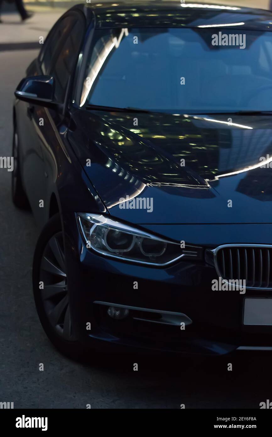 Nero moderne auto al di fuori di close-up Foto Stock