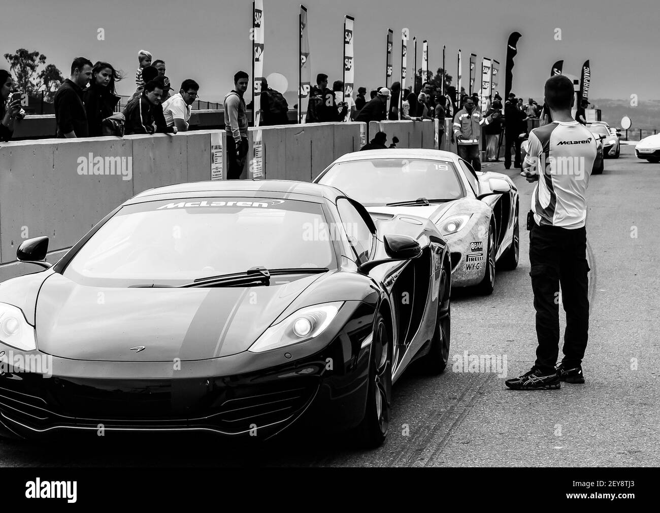 JOHANNESBURG, SUDAFRICA - 06 gennaio 2021: Johannesburg, Sudafrica - 11 2014 ottobre: McLaren Day al circuito di Kyalami Foto Stock