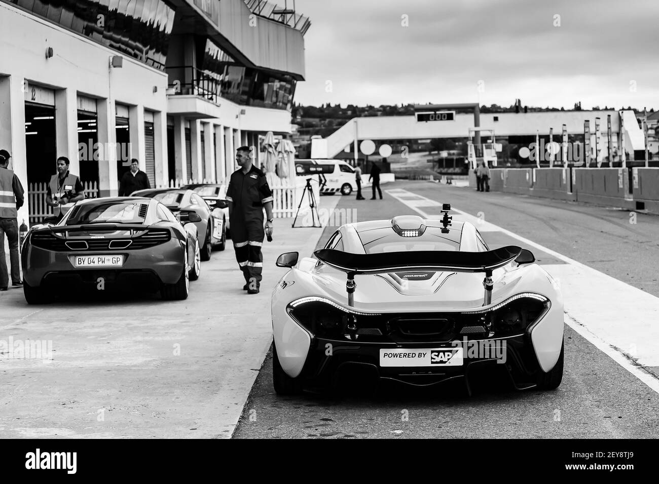 JOHANNESBURG, SUDAFRICA - 06 gennaio 2021: Johannesburg, Sudafrica - 11 2014 ottobre: McLaren Day al circuito di Kyalami Foto Stock
