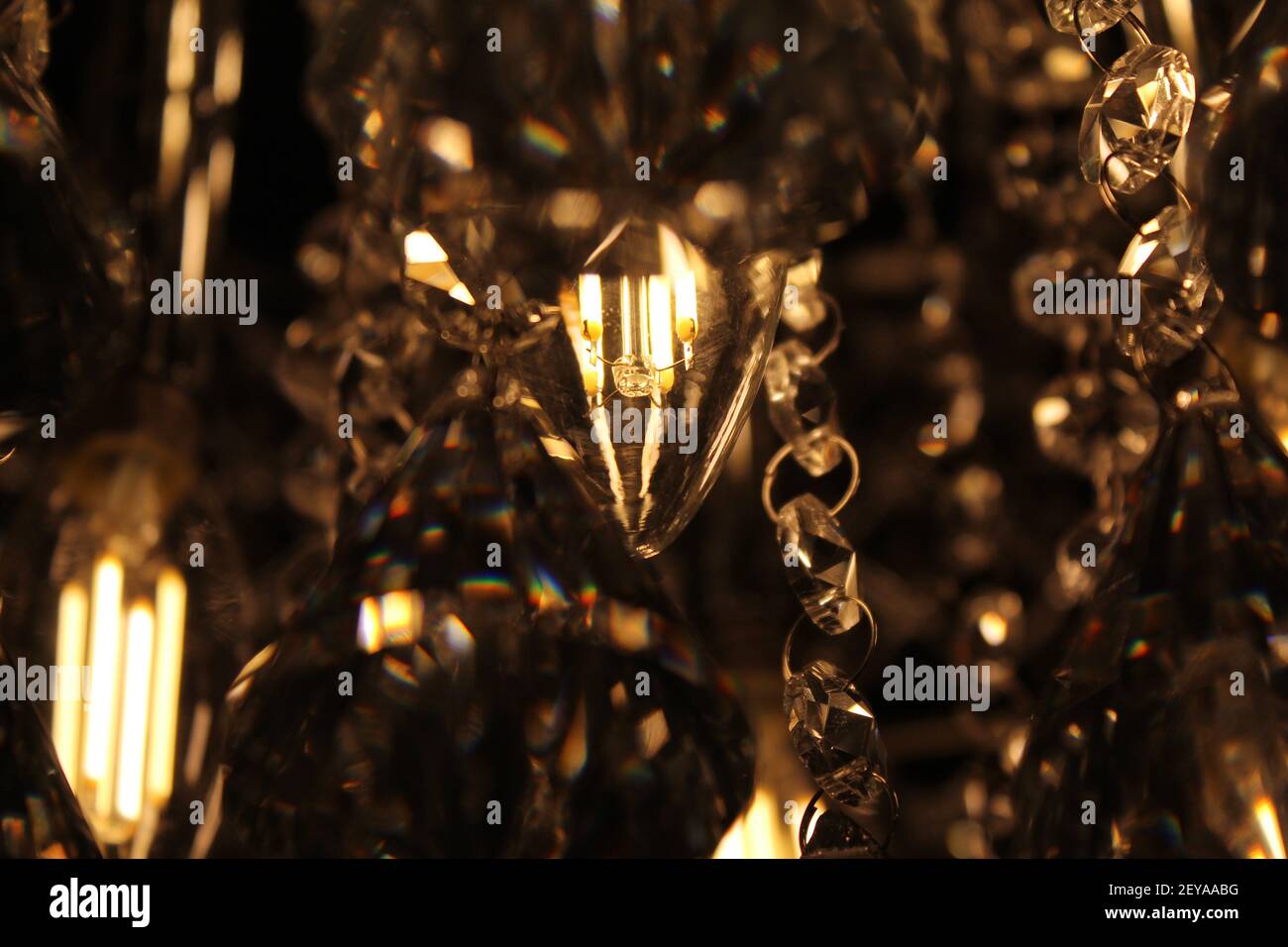 I lampadari vi hanno momenti in tempo dove brillano veramente Foto Stock