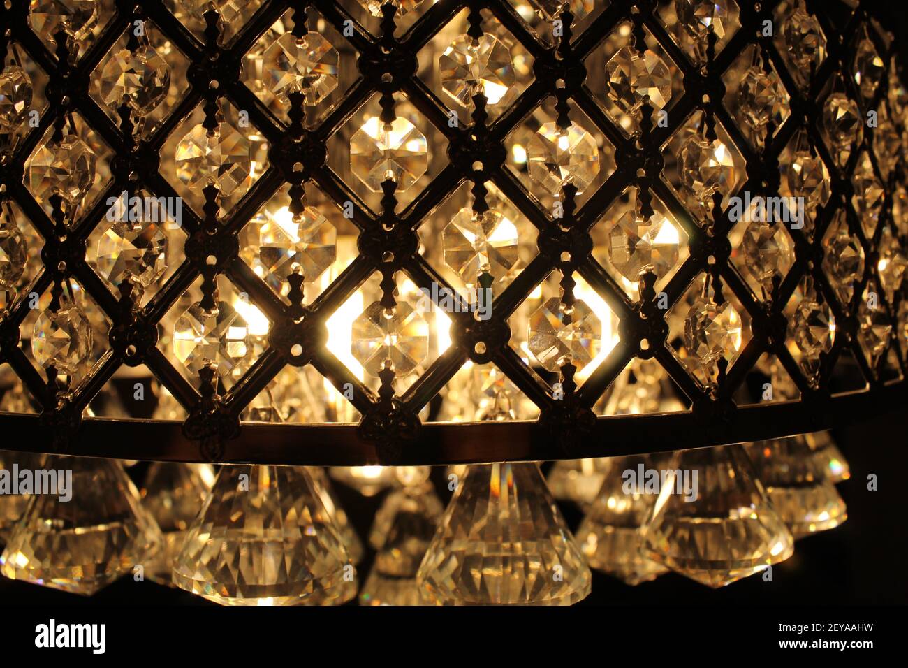 I lampadari vi hanno momenti in tempo dove brillano veramente Foto Stock