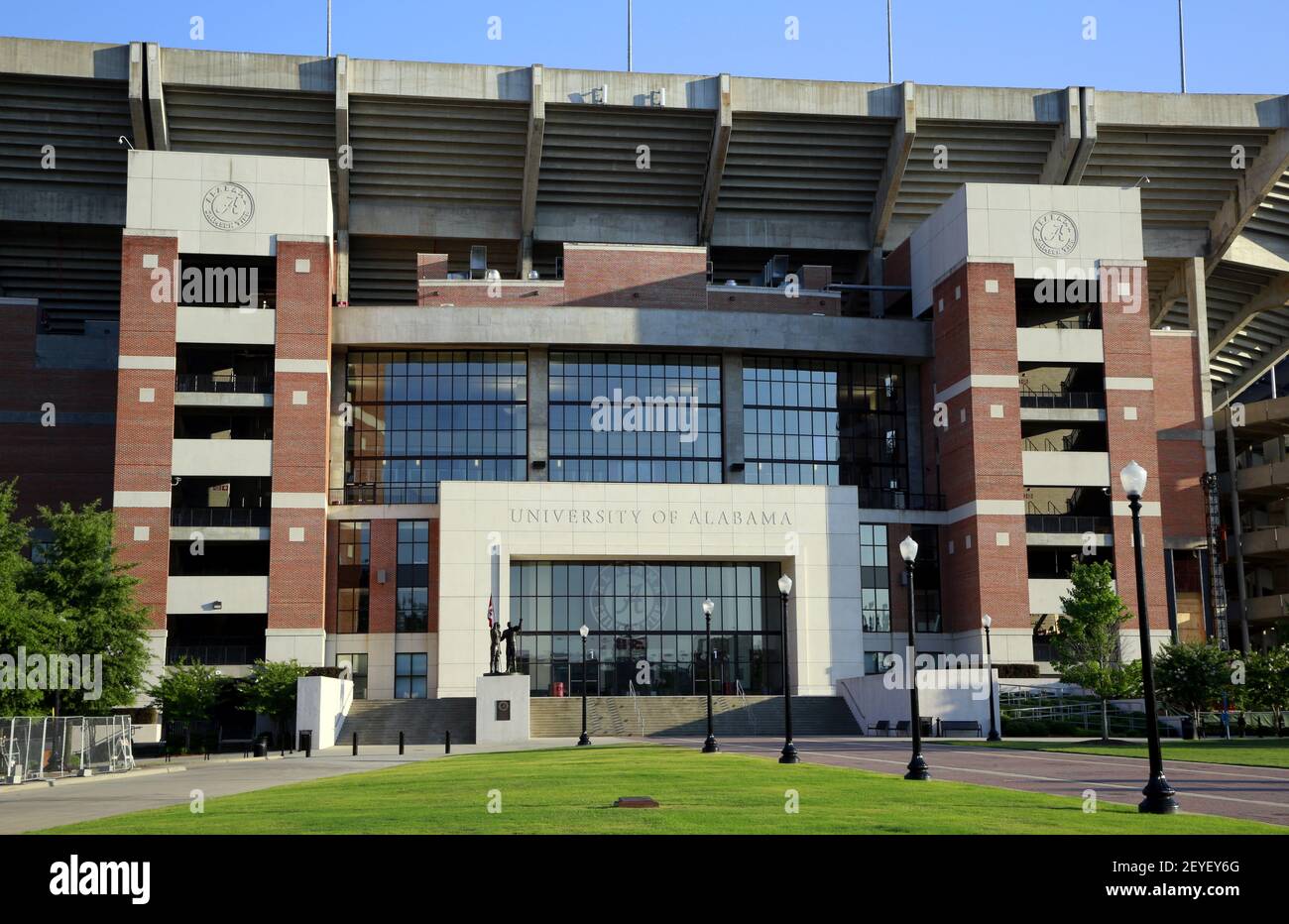 19 giugno 2013. Università dell'Alabama, Tuscaloosa, Alabama. Il Bryant-Denny Stadium, sede del Crimson Tide, la squadra vincitrice del campionato SEC della University of Alabama. (Foto di Charlie Varley/Sipa USA) Foto Stock