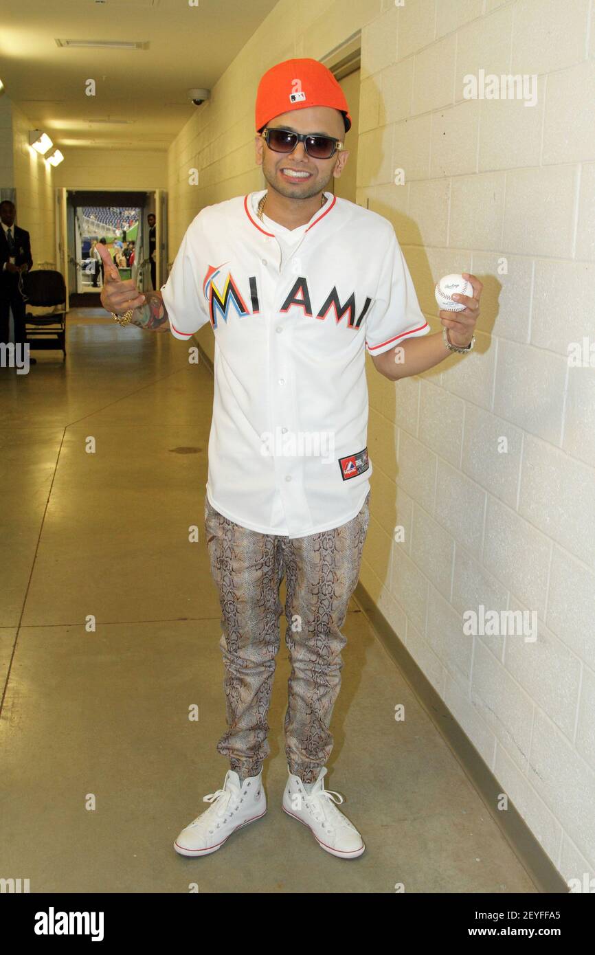 Dominican Urban Artist Sensato attends The Cleveland Indians vs Miami  Marlins to throw the first pitch at Marlins Park on August 3rd, 2013 (Photo  by Alberto E. Tamargo/Sipa USA Stock Photo 