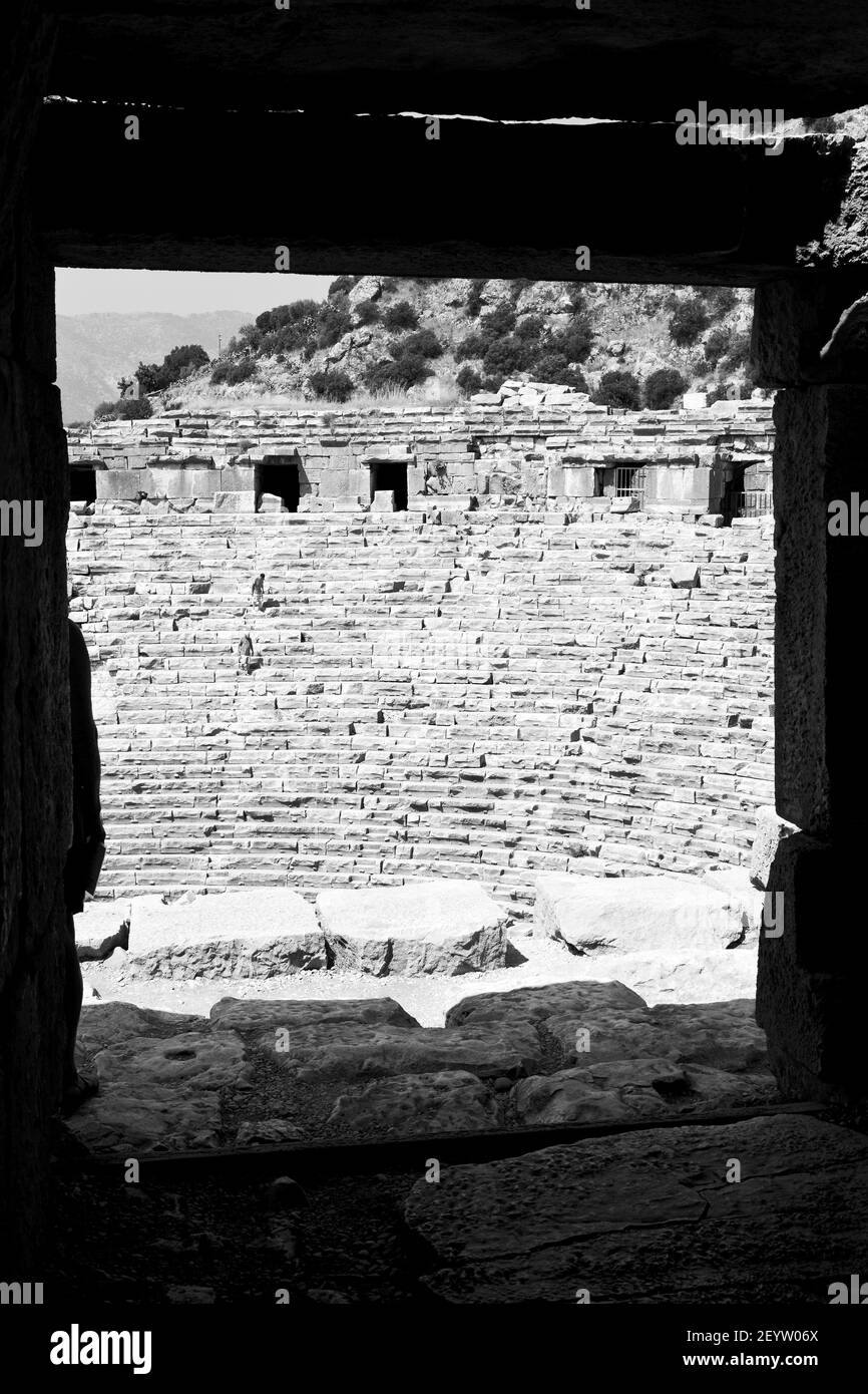 Necropoli e tomba indigena pietra teatro di archeologia a myra turchia europa antica romana Foto Stock