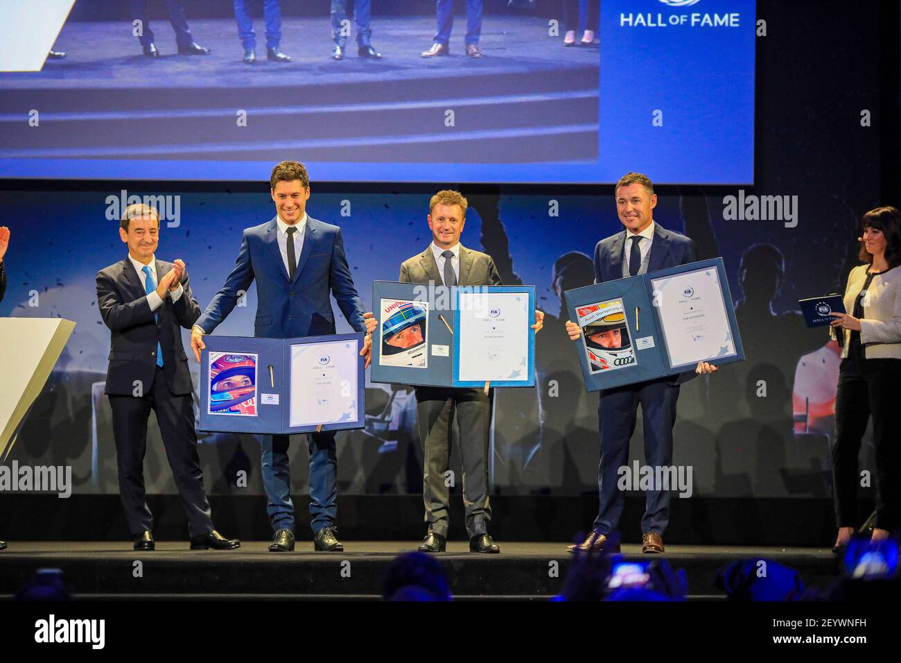 Loïc Duval, Allan McNish e Tom Kristensen con Pierre Fillon, ritratto durante la FIA Endurance Hall of Fame all'Automobile Club de France, 2 dicembre 2019 - Foto Gregory Lenenmand / DPPI Foto Stock