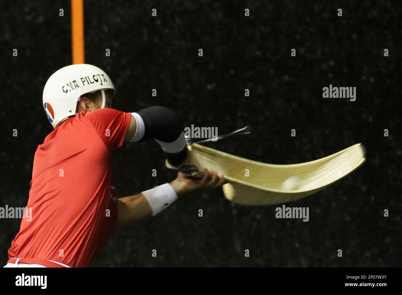 Cesta punta. Pelota basco sport. Jai-Alai Biarritz. Pays Basco. Francia. Foto Stock