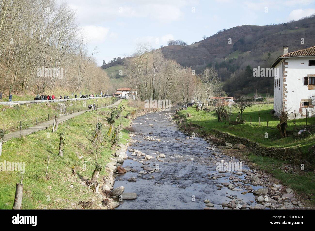 Zubieta, Navarra, Spagna - 28 Gennaio, 2020 : tradizionale carnevale masquerade Joadunak Foto Stock