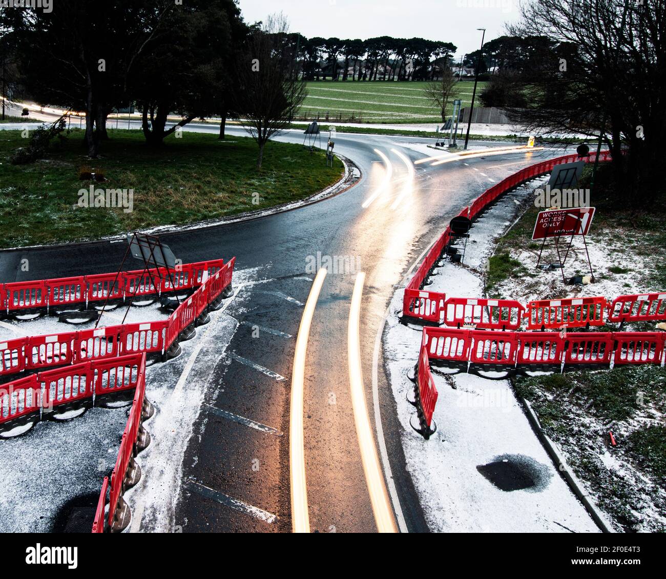 Costruzione della nuova strada a doppia carreggiata sulla A259 vicino Angmering, West Sussex, gennaio 2021 Foto Stock