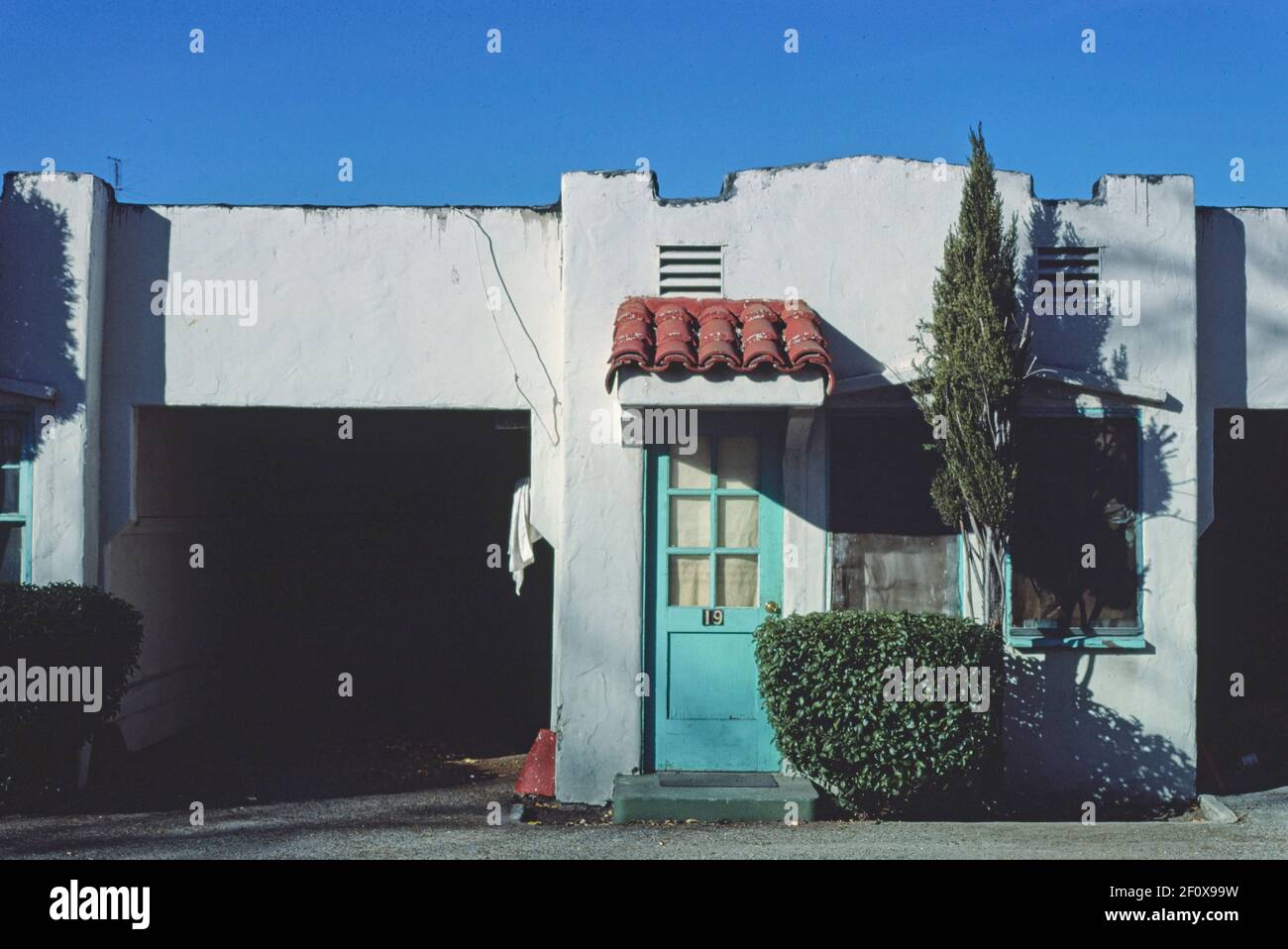 Mission Motel vista diagonale 1 Mt. Vernon Avenue & Orange Street San Bernardino California ca. 1977 Foto Stock