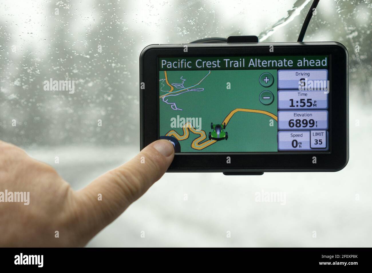 Il GPS del sistema di posizionamento globale auto dispositivo di mappatura Foto Stock
