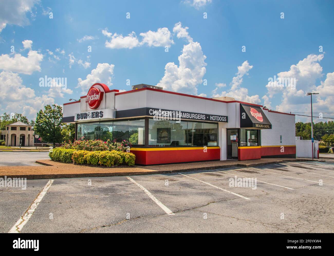 Contea di Gwinnett, GA / USA - 07 20 20: Krystal Burgers Foto Stock