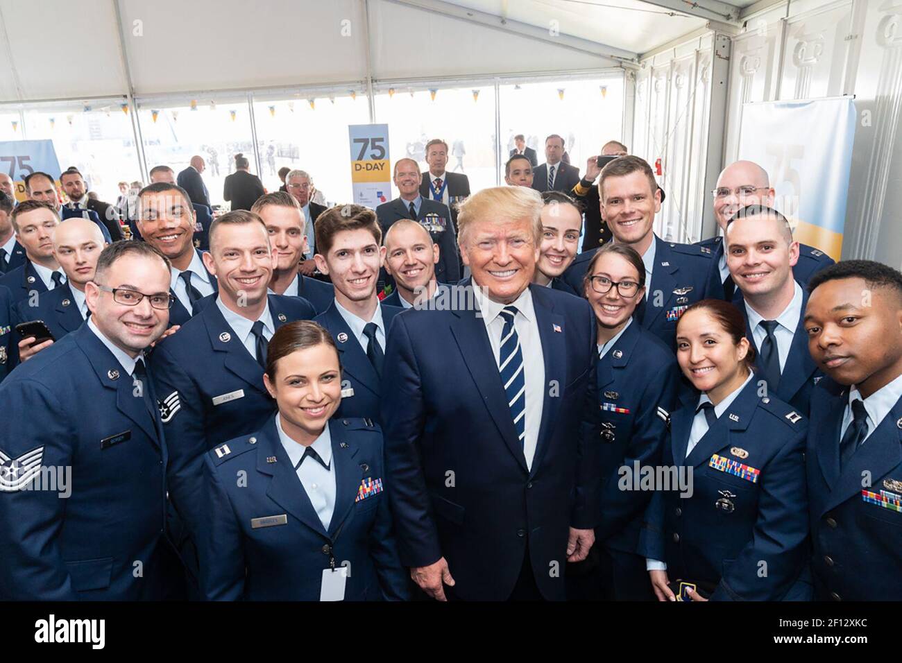 Il Presidente Donald Trump partecipa a un incontro e saluto con i membri attivi del Servizio statunitense di stanza nel Regno Unito mercoledì 5 giugno 2019 al Southsea Common di Portsmouth, Inghilterra. Foto Stock