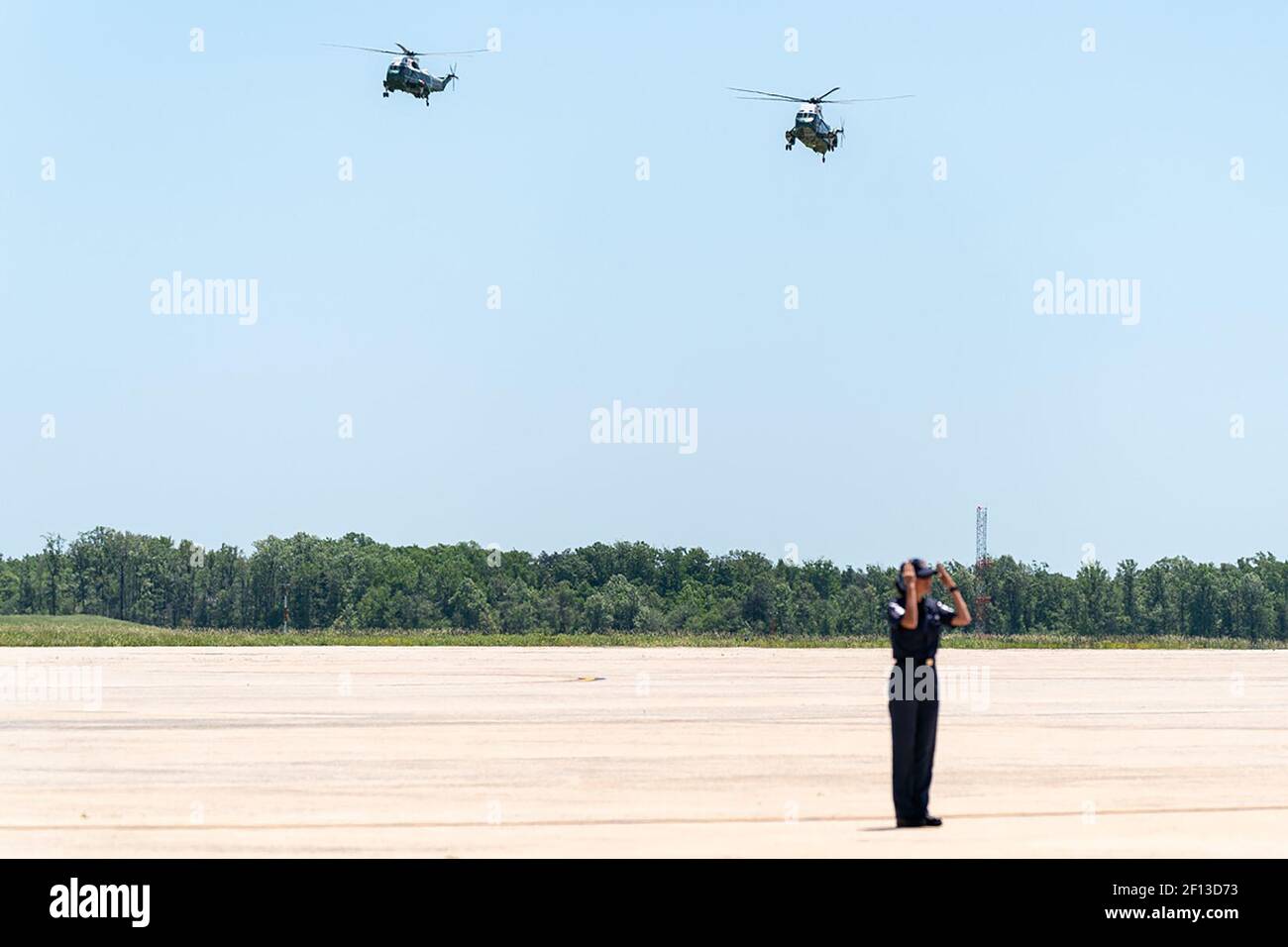 Marine One con il presidente Donald Trump e First Lady Melania Trump a bordo delle terre venerdì 24 2019 maggio alla base congiunta Andrews Rd. Per salire a bordo dell'Air Force One per il suo viaggio in Giappone. Foto Stock