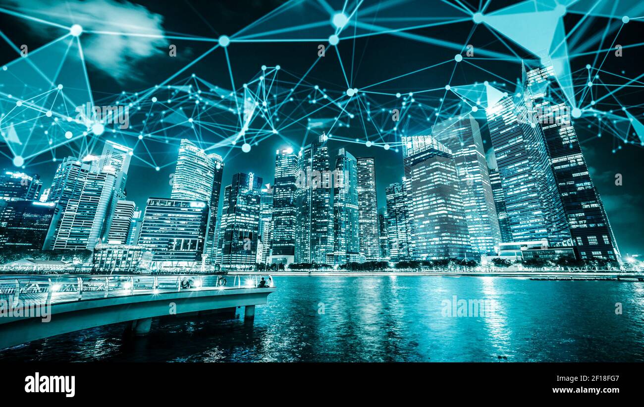Immagine fantasiosa della città digitale intelligente con la grafica astratta della globalizzazione che mostra la rete di connessione . Il concetto del futuro digitale wireless intelligente 5G Foto Stock