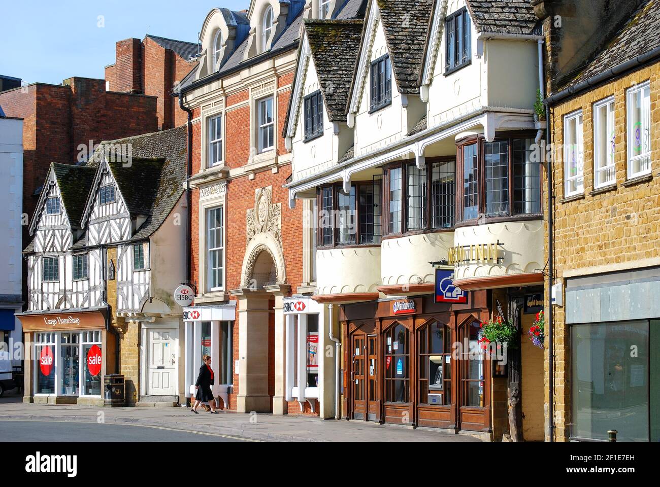 Periodo di facciate, la piazza del mercato, Banbury, Oxfordshire, England, Regno Unito Foto Stock