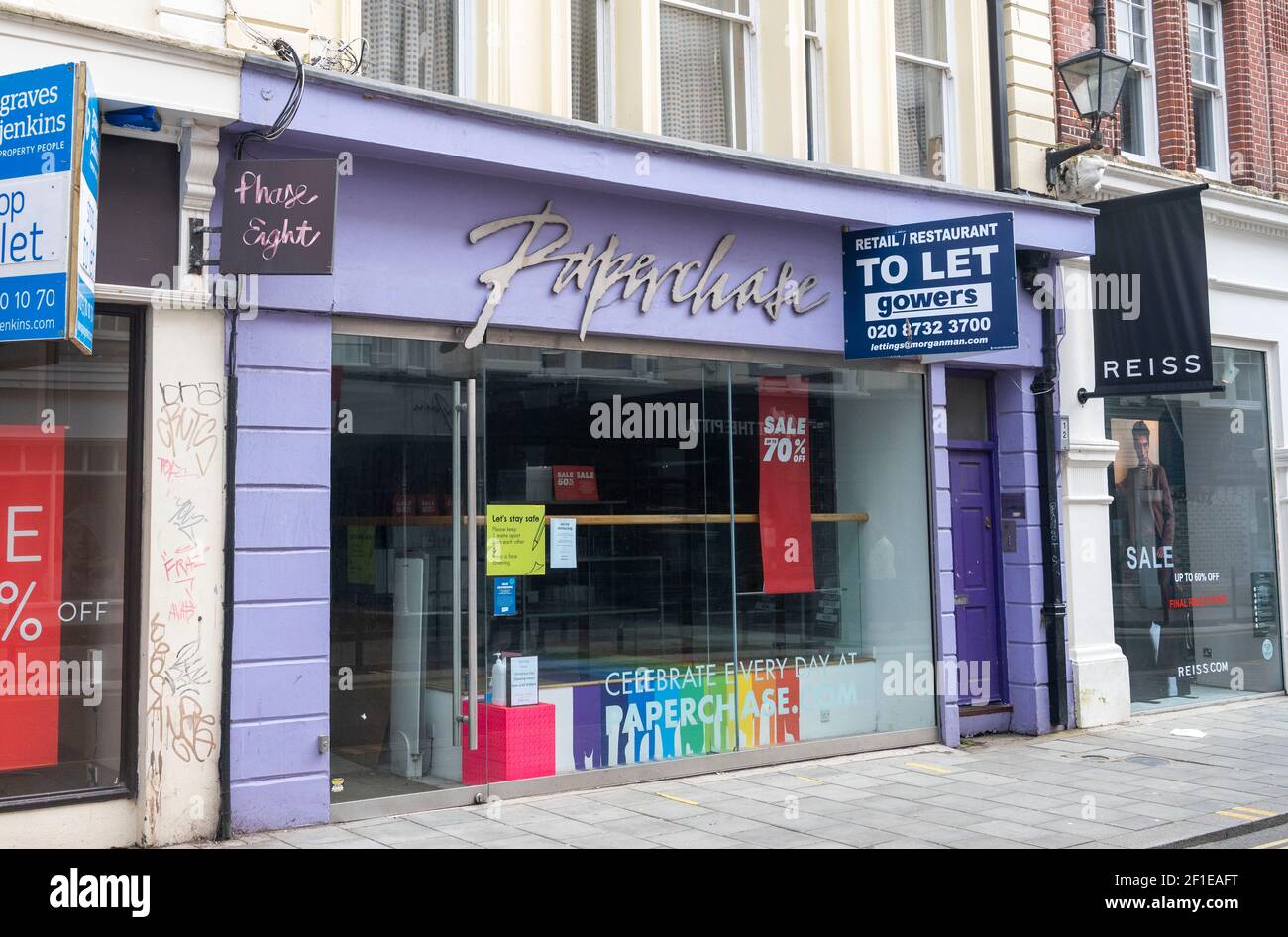 Il negozio Paperchase è chiuso durante il blocco in East Strada nella zona di Brighton Lanes durante il blocco 2021 Foto Stock