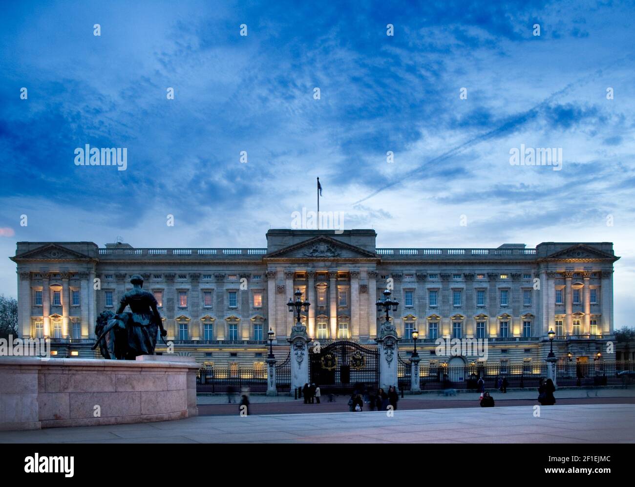 Buckingham Palace di notte Foto Stock