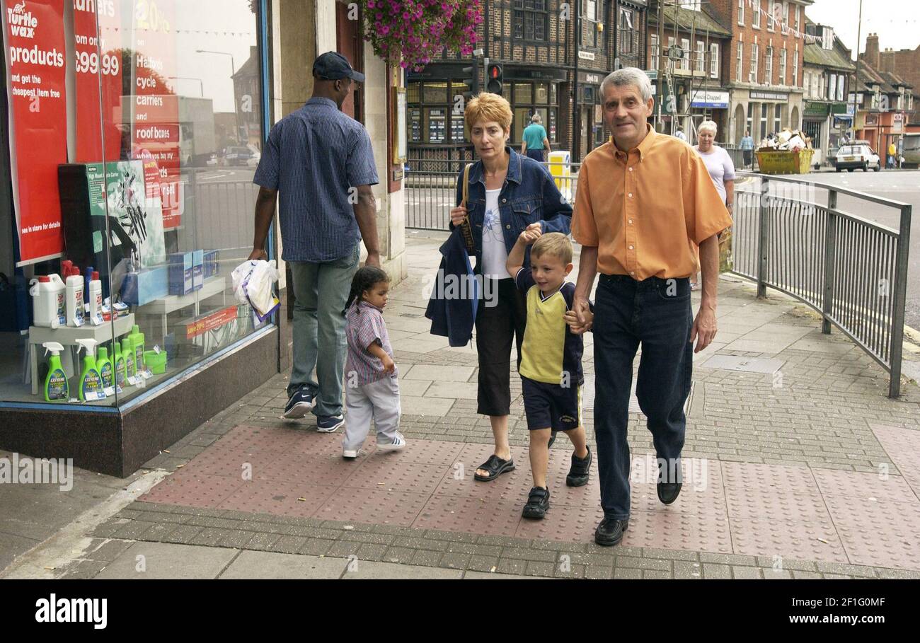 Eltham High Street.23 agosto 2002 foto Andy Paradise Foto Stock