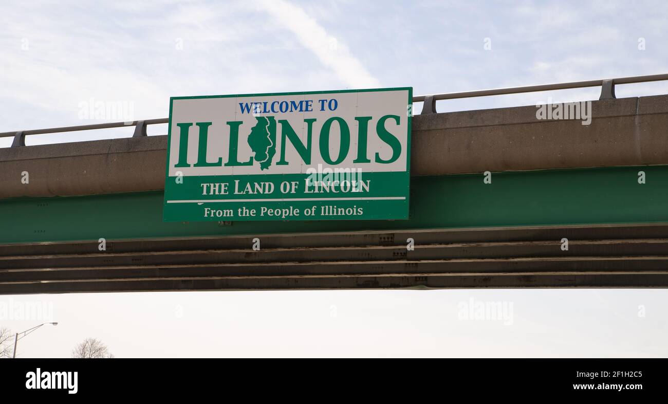 L'insegna del cavalcavia dell'autostrada dice Welcom all'Illinois The Land Di Lincoln Foto Stock