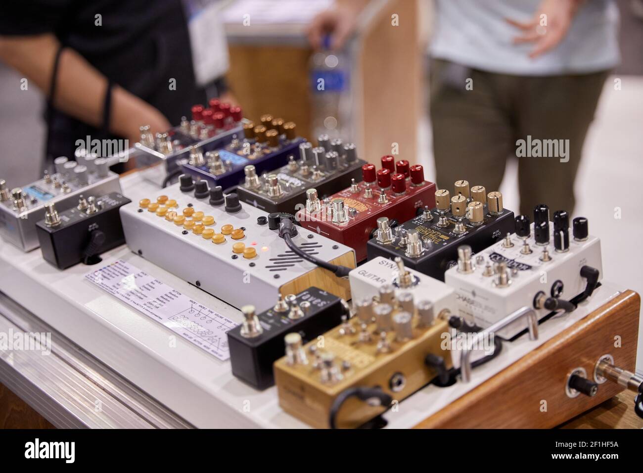 Chase Bliss Guitar Pedal Display al Musical Instrument Convention Foto Stock