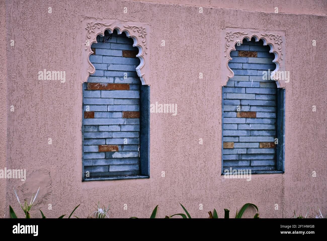 BRICKS IMPOSTAZIONE IN FINESTRA, PROGETTAZIONE DI FINESTRE, MATTONI SFONDO Foto Stock