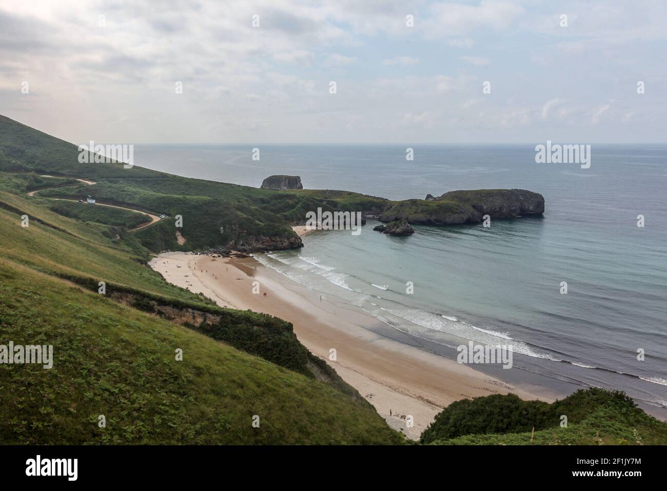 Bellissima baia nel nord della Spagna Foto Stock