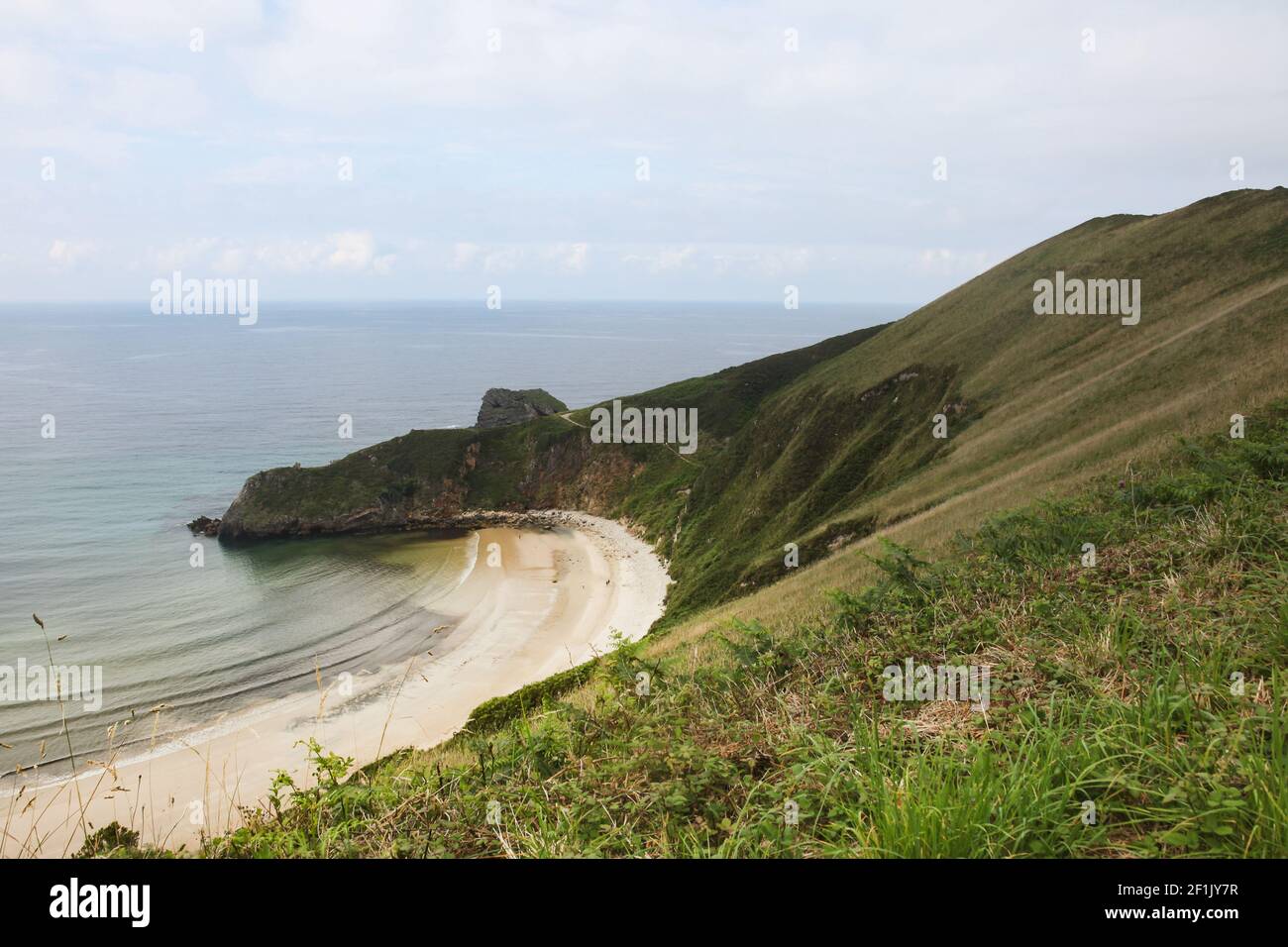 Bellissima baia nel nord della Spagna Foto Stock