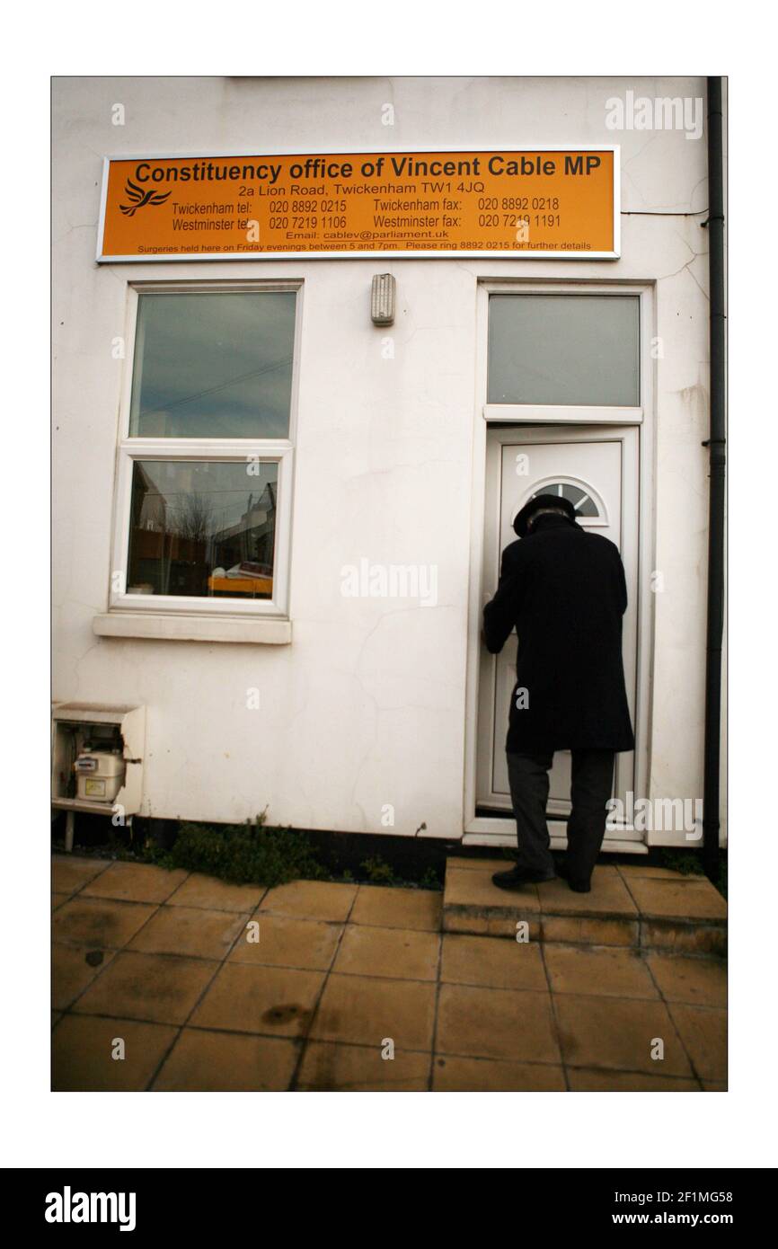 Una mattina con vince Cable MP in Twickenhamphoto di David Sandison l'indipendente Foto Stock