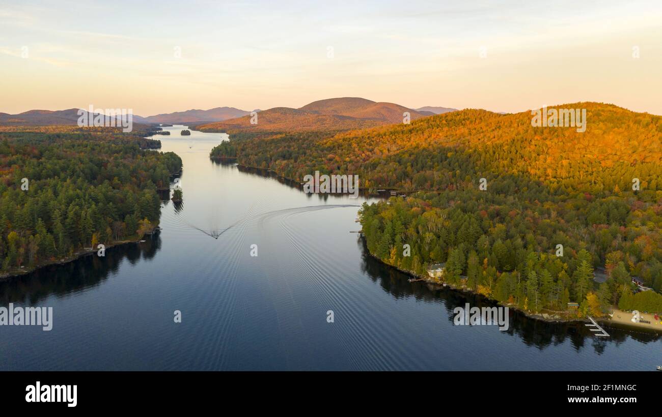 Vista aerea sulle montagne del Parco di Long Lake Adirondack New York STATI UNITI Foto Stock