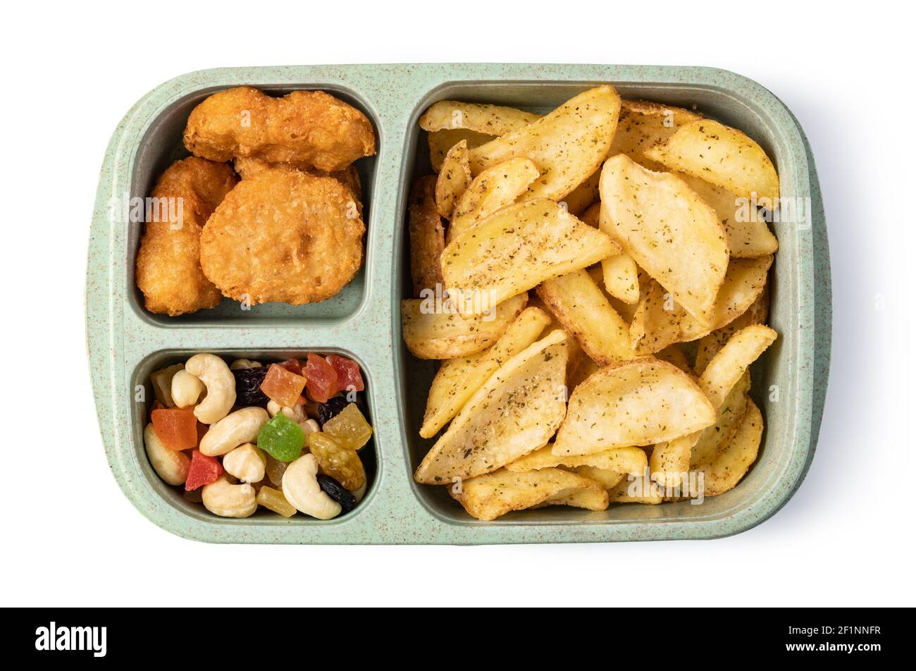 Pranzo al sacco con cibo delizioso su sfondo bianco Foto Stock