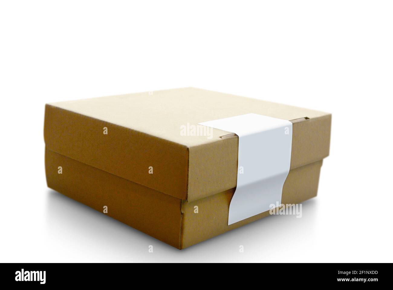 Scatola di cartone isolate su sfondo bianco Foto Stock