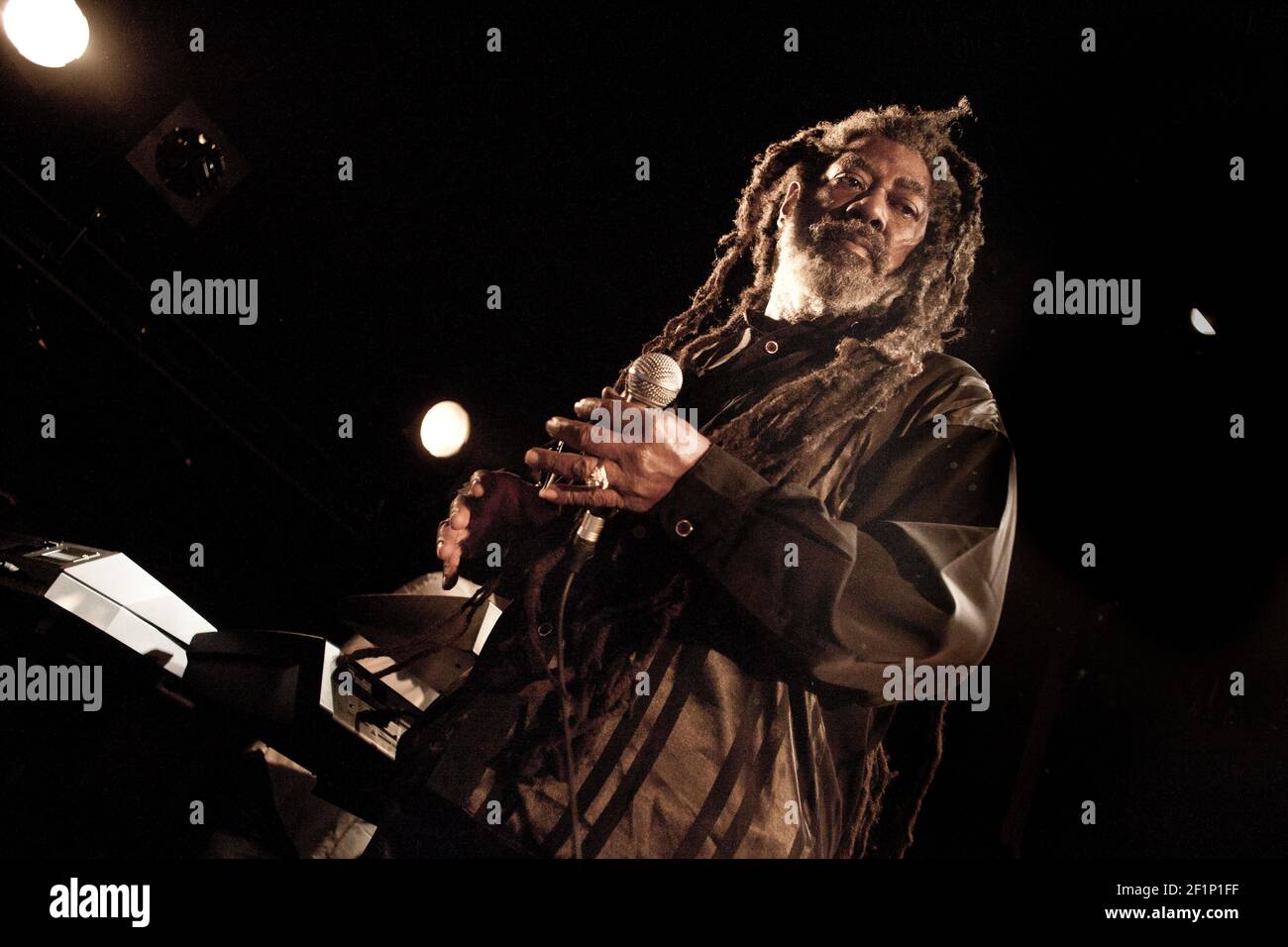 Michael Bunel / le Pictorium - Johnny Clarke - 19/03/2013 - Francia - Johnny Clarke è un cantante giamaicano reggae, nato il 12 gennaio 1955 a Whitfield Town, un quartiere di Kingston. 19 marzo 2013. Parigi, Francia. Foto Stock