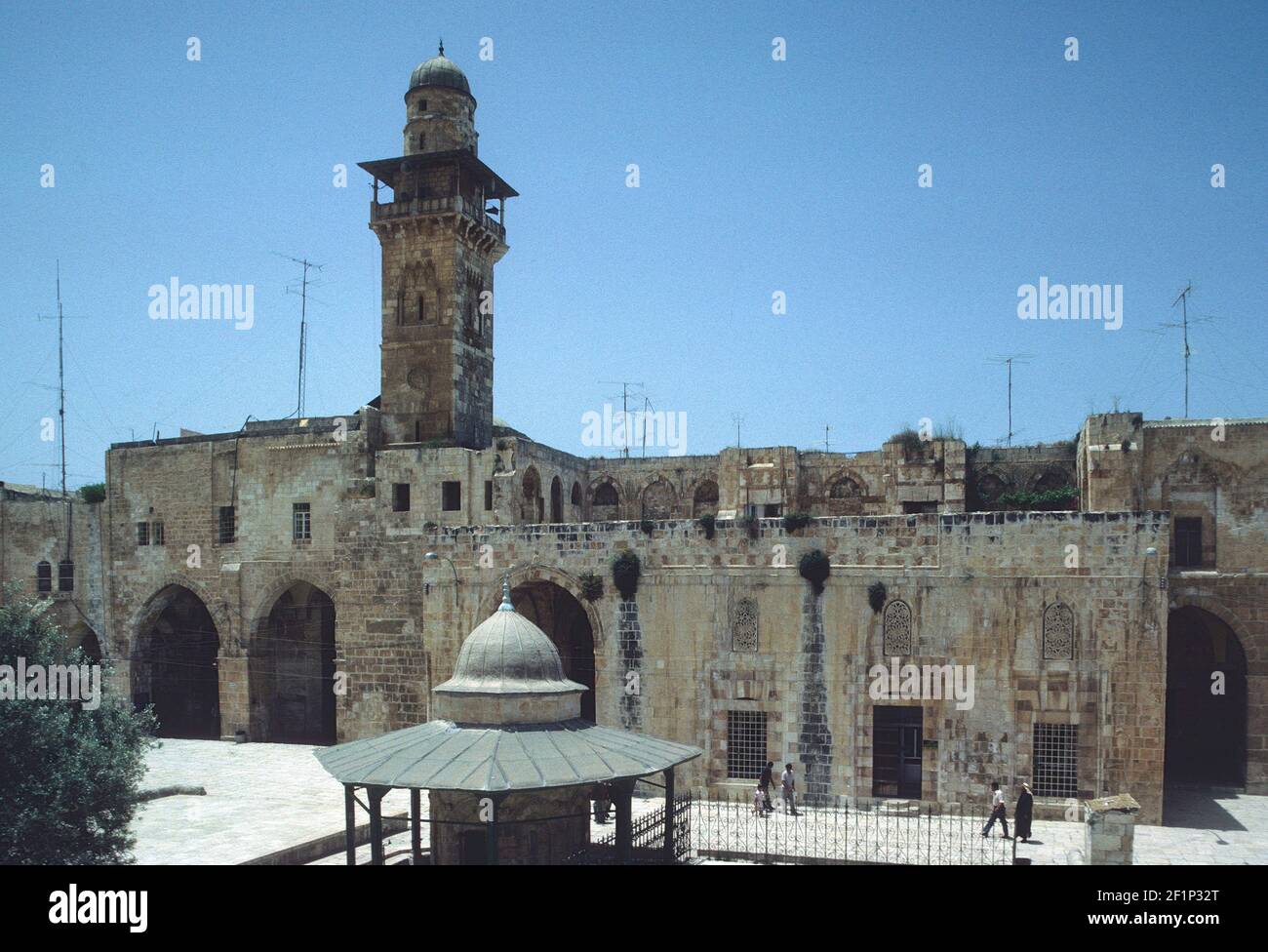 Vista generale, la madrasa Ashfrafiyya di Mamluk sultan al-Ashraf Qaytbay, Gerusalemme, Haram al-Sharif, Palestina Foto Stock