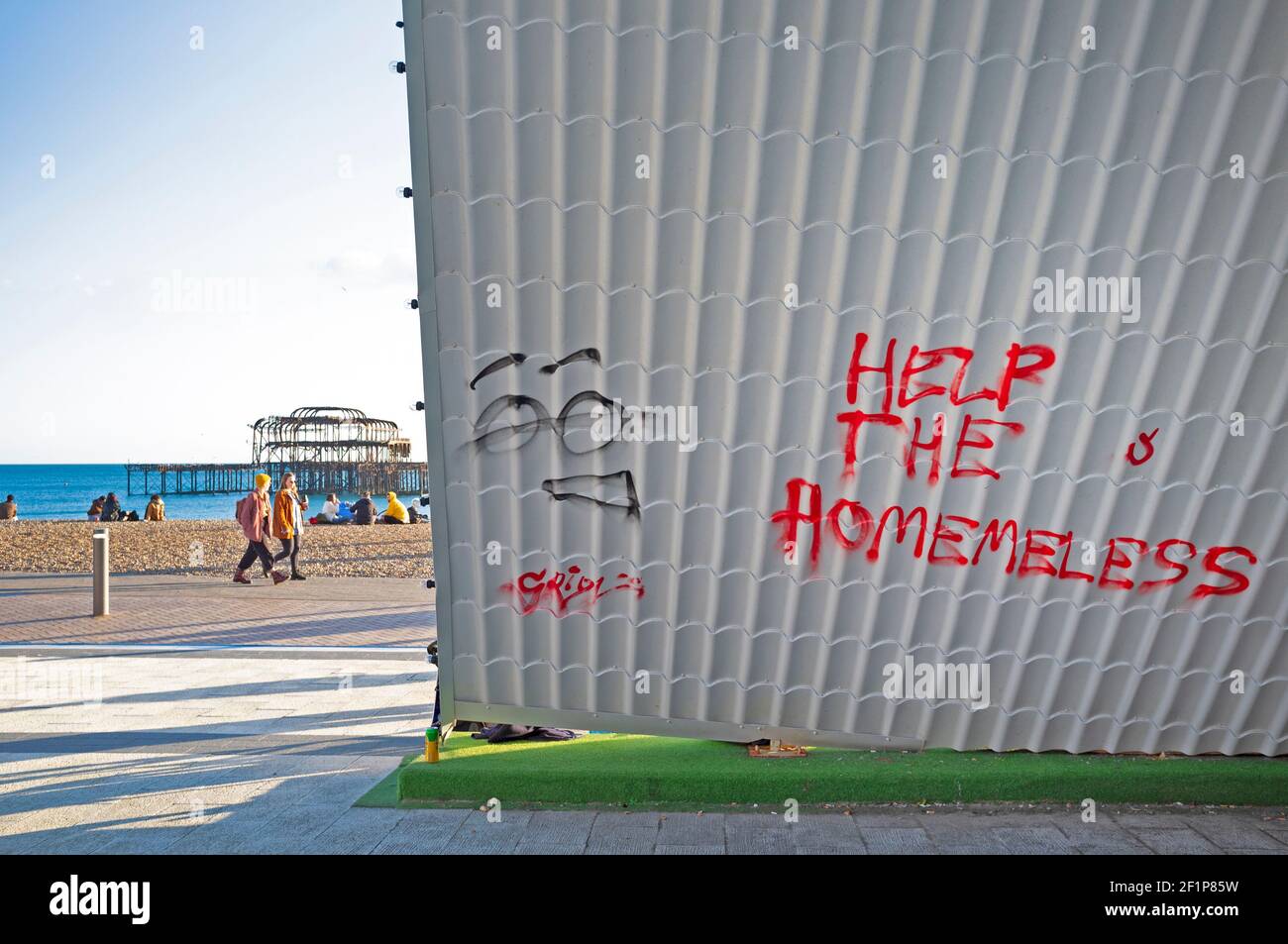 Graffiti vicino al lungomare di Brighton Foto Stock