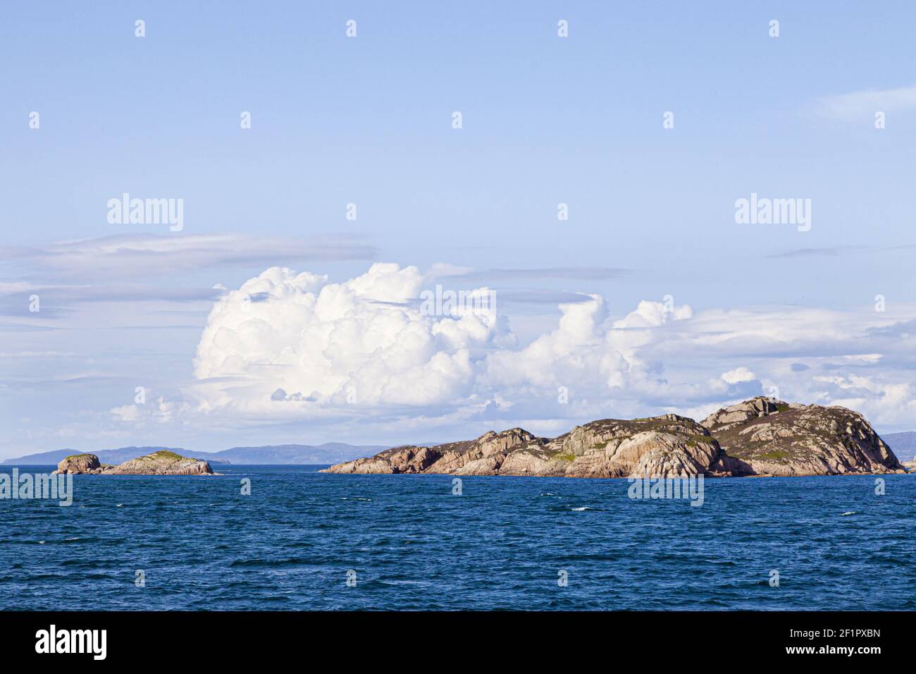 Una formazione di nuvole sull'Isola di Mull, Argyll e Bute, Inner Hebrides, Scozia Regno Unito Foto Stock