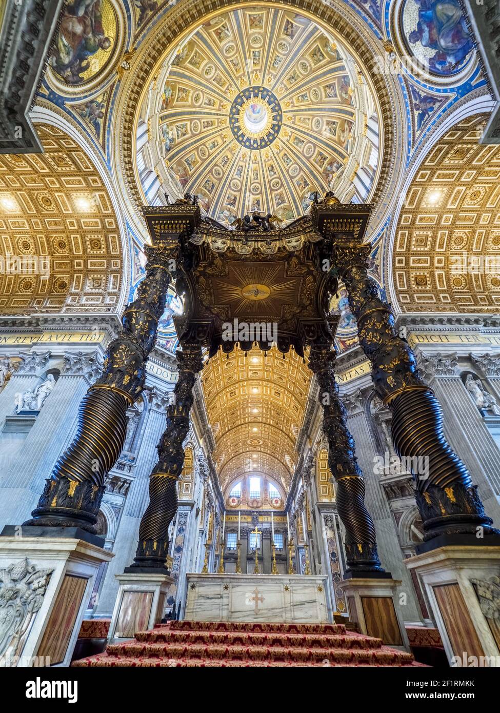 Baldacchino Di San Pietro Di Bernini Il Baldacchino seicentesco di Gian Lorenzo Bernini in Santa Basilica di