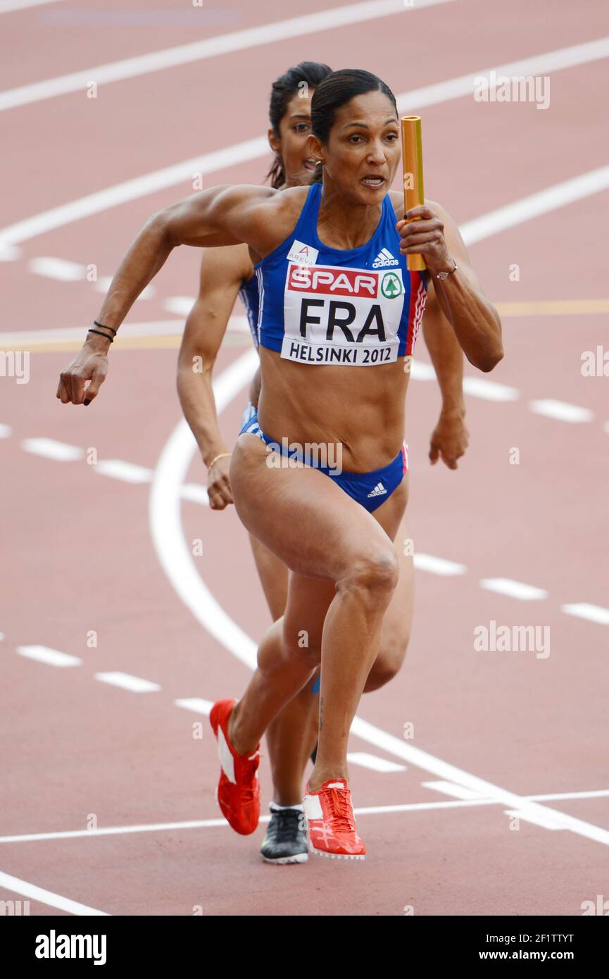 ATLETICA - CAMPIONATI EUROPEI 2012 - HELSINKI (FIN) - GIORNO 4 - 30/06/2012 - FOTO PHILIPPE MILLEREAU / KMSP / DPPI - DONNA - RELÈ 4X100M - JENNIFER GALAIS - CHRISTINE ARRON Foto Stock