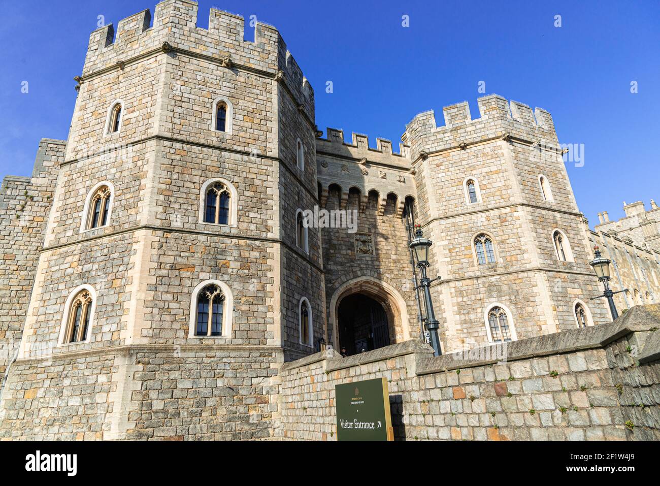 Henry III porta al Castello di Windsor, residenza ufficiale della Regina Elisabetta II, Windsor, Berkshire, Inghilterra, Regno Unito Foto Stock