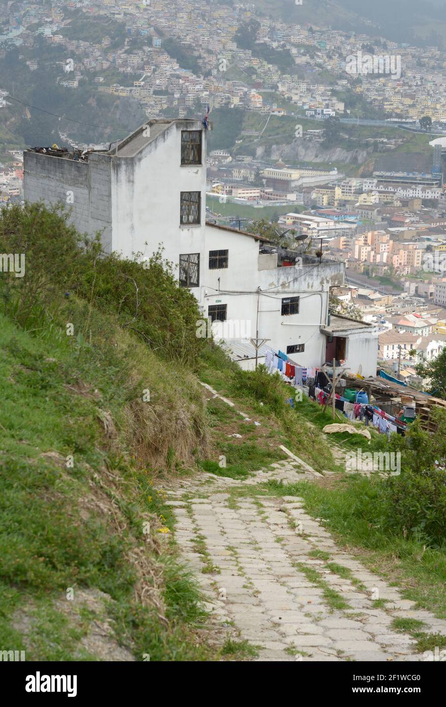 Vista da Virgen del Panecillo di case, Quito, Ecuador Foto Stock